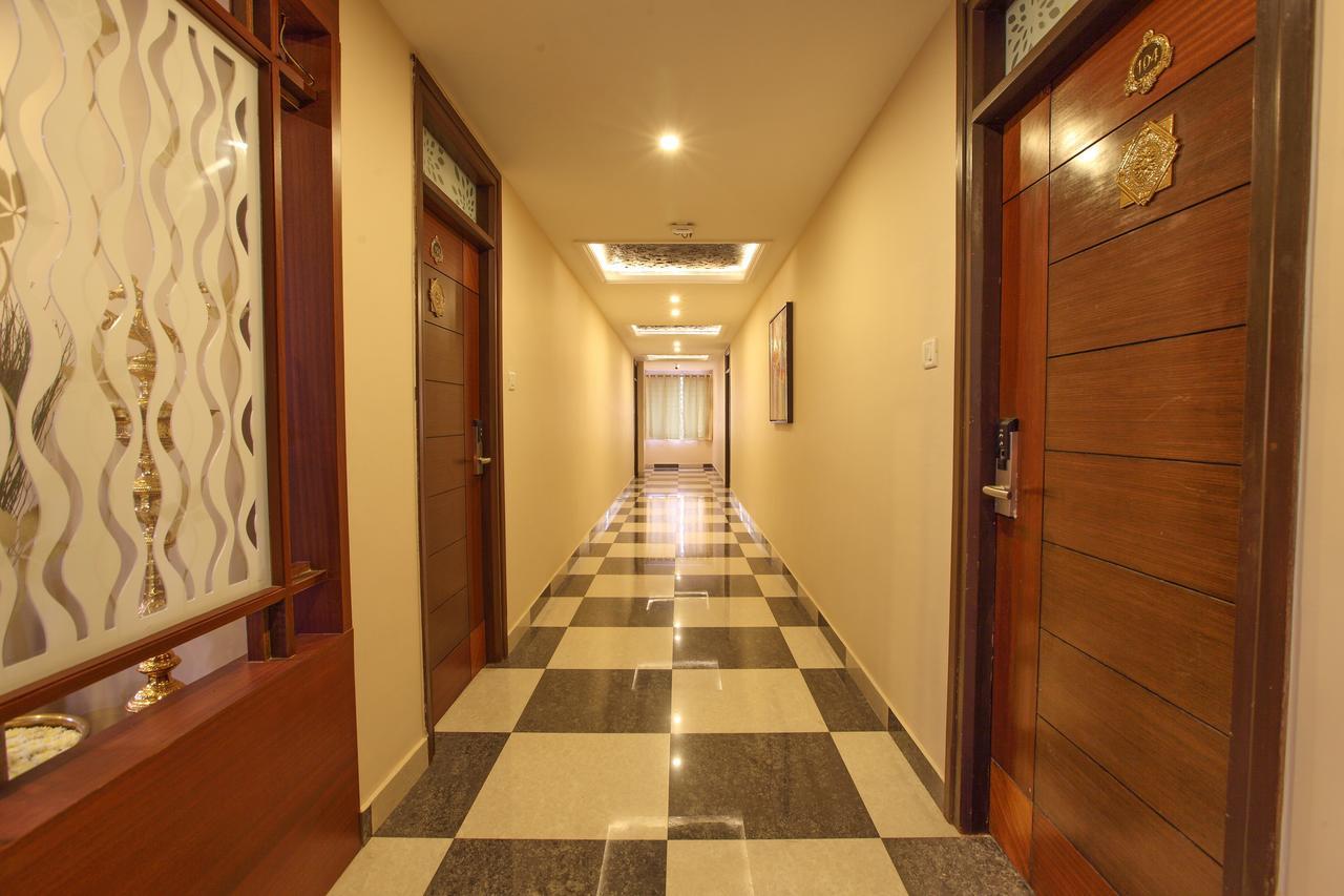 Hotel Venkadaramana Tower - Friendliness & Cleanliness Room Kumbakonam Exteriör bild