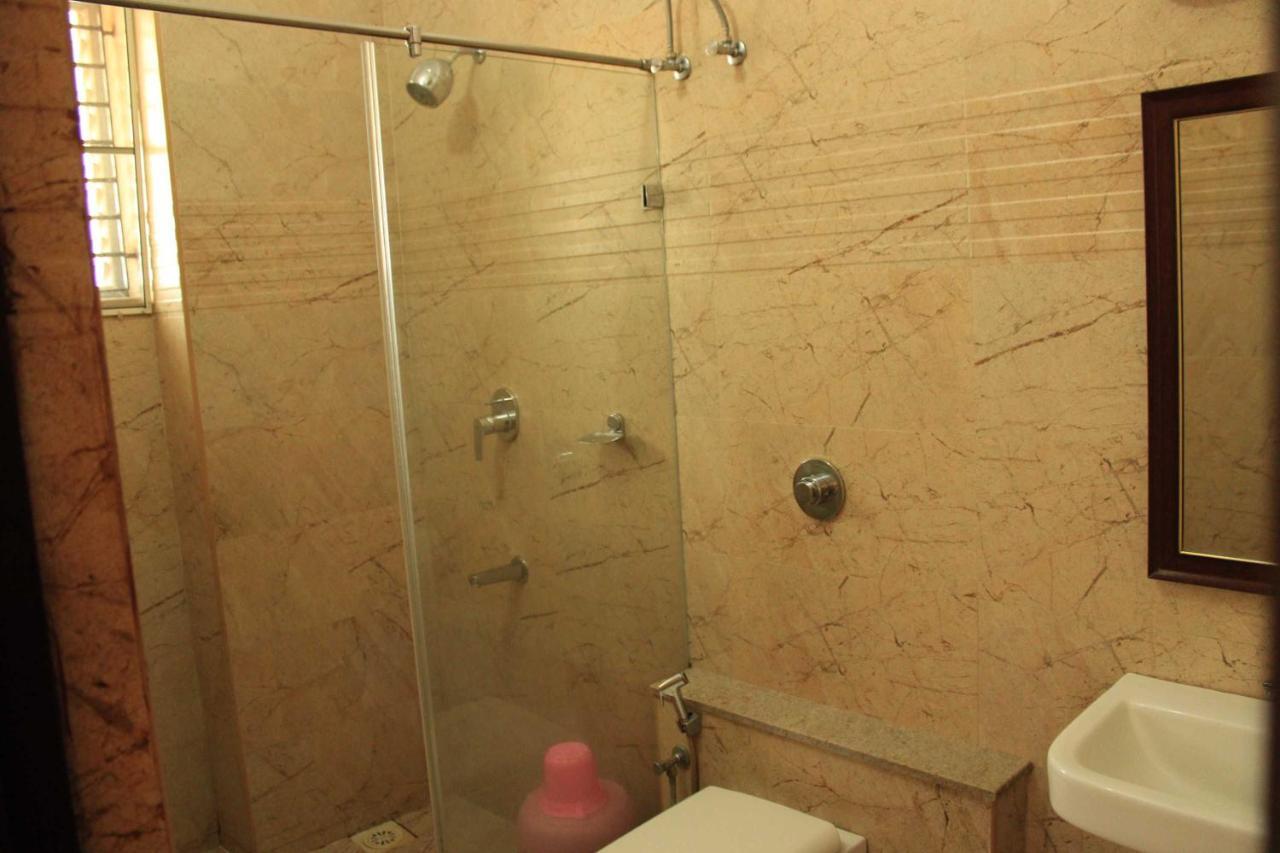 Hotel Venkadaramana Tower - Friendliness & Cleanliness Room Kumbakonam Exteriör bild