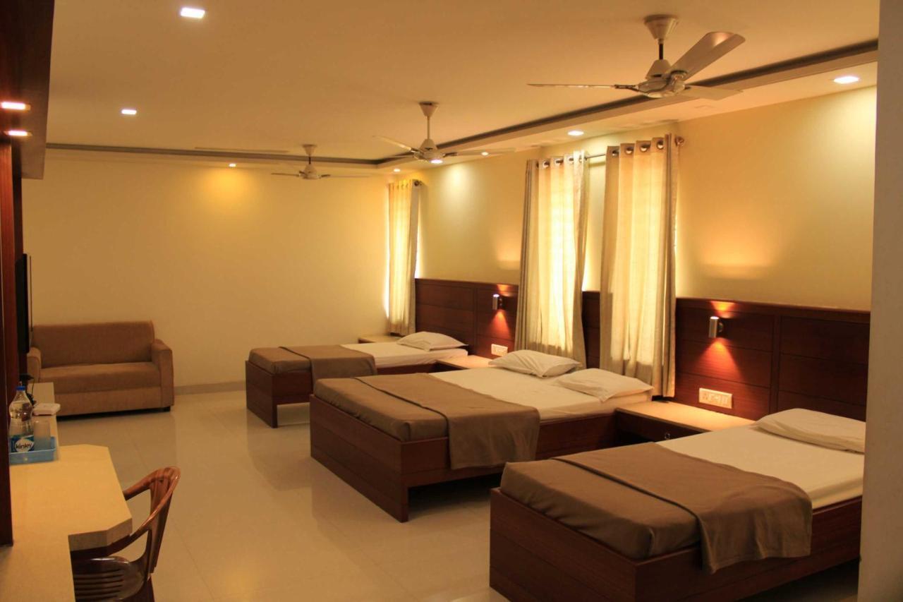 Hotel Venkadaramana Tower - Friendliness & Cleanliness Room Kumbakonam Exteriör bild